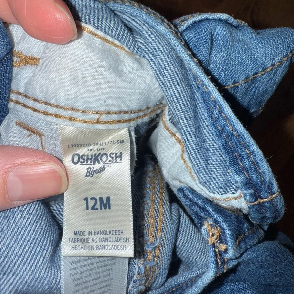 OshKosh B’Gosh girls denim embrodered‎ patch overall size 12 months